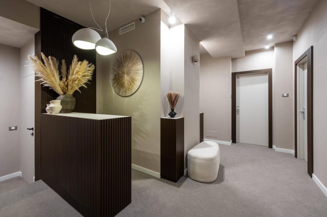 Duomo Collection Hotel Milan Exterior photo